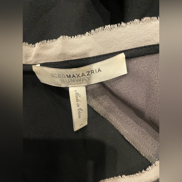 Runway Asymmetrical Cold Shoulder Color Block Tunic Dress size XS BCBGMAXAZRIA - Picture 8 of 8